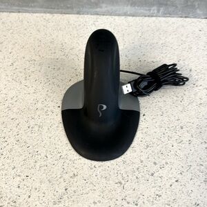 Fellowes Penguin Ambidextrous Vertical Mouse - Wired Medium